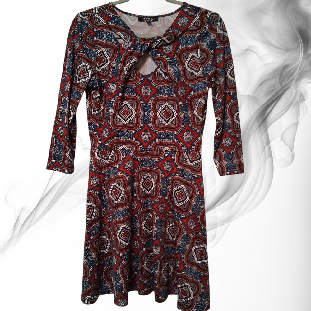 BeBop Elegant Geometric Patterned Dress Size M Twist Front with Key Hole